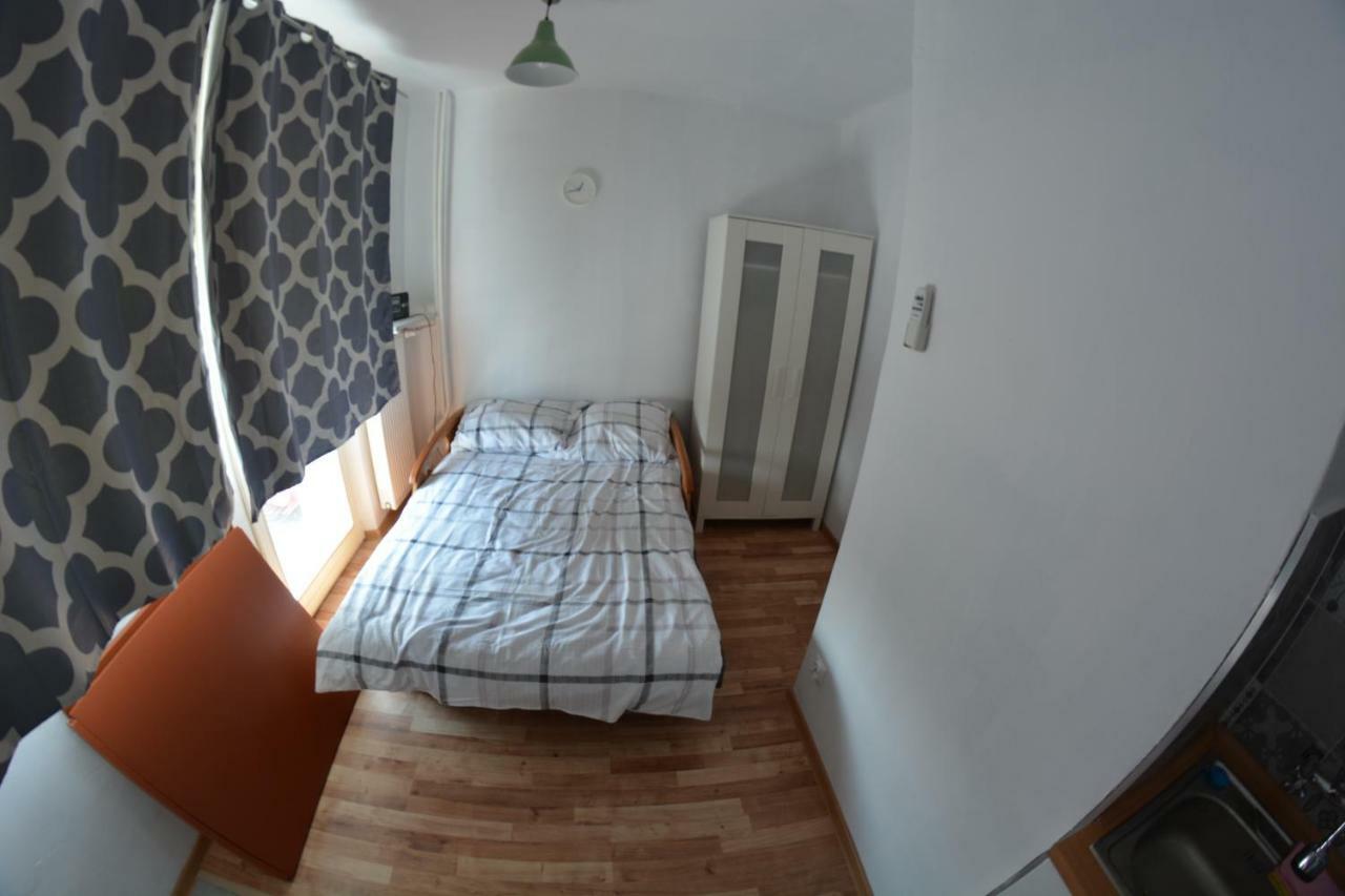 ul. Ugorek koło Areny Apartman Krakkó Kültér fotó