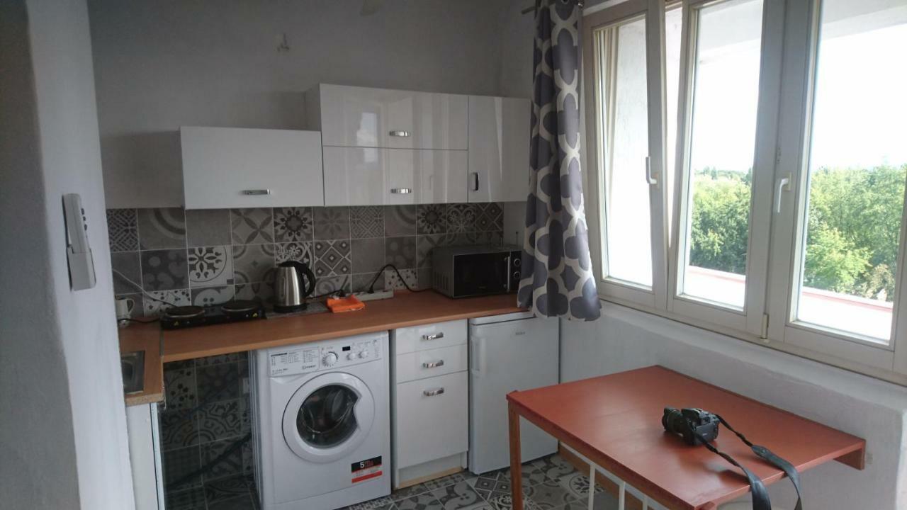 ul. Ugorek koło Areny Apartman Krakkó Kültér fotó