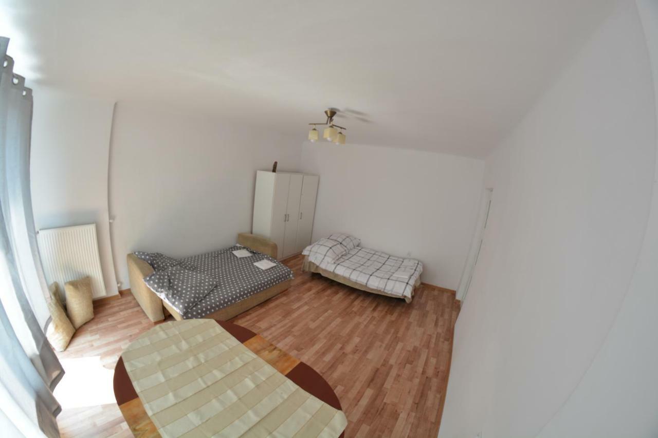 ul. Ugorek koło Areny Apartman Krakkó Kültér fotó